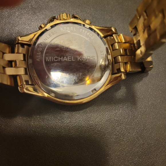 Michael Kors watch - Picture 5 of 8